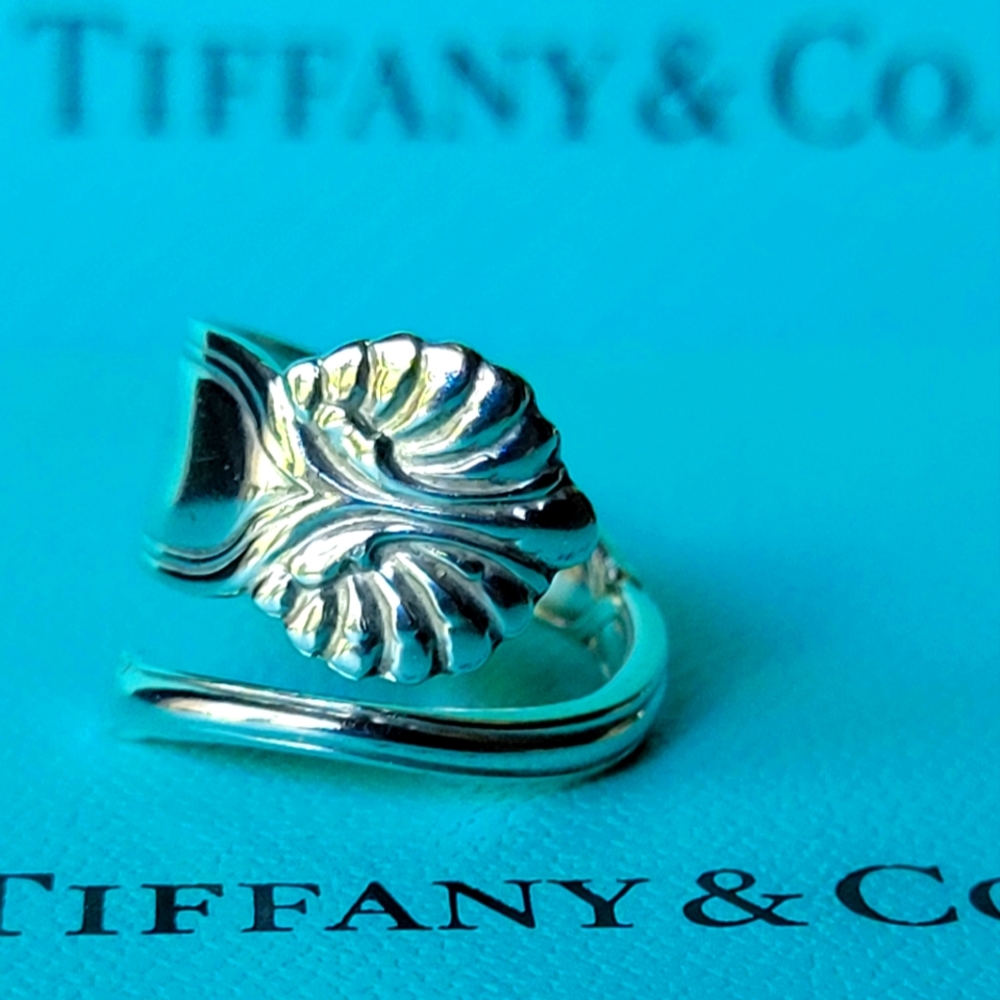 1880 Tiffany & Company Spoon Ring in Sterling Silver size 5